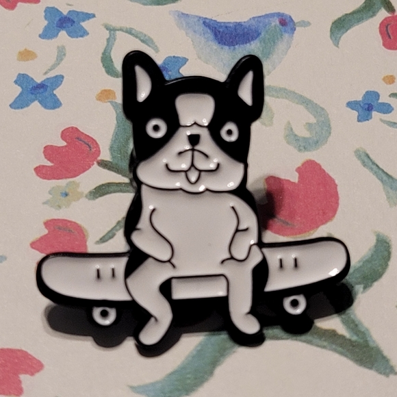 French Bulldog Sitting On A Skateboard Enamel Pin - Picture 4 of 8